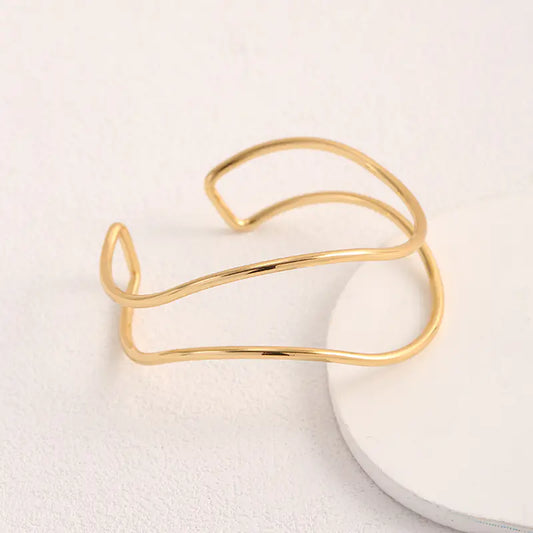 Adjustable Irregular Gold Wave Bracelet
